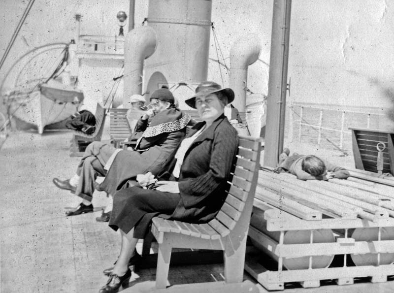 Wilma - on board 'Normae' - enroute to Manitoulin Island - 8-1935-38