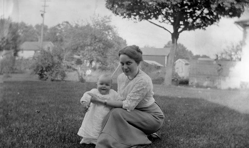 EJH & Wilma - 7 months old - 9-3-1911 - 3-29