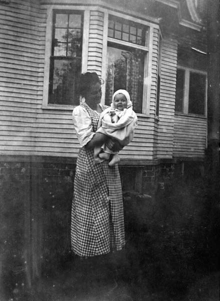 EJH & unknown - probably 1911-29