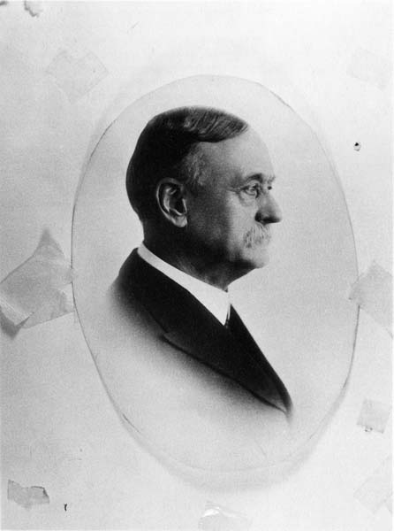 Ellsworth Dils Haynes - born 1845 - Auditor, Union central Life Insurance of Cincinnatti - undated-H07