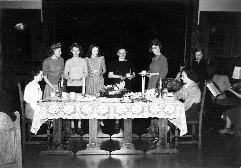 'Foods I Tea' (Beulah's Class) - 11-1941-22