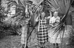 Myra, Wilma & Beulah - Wilbur - Bion had trimmed palms - 12-1955-02