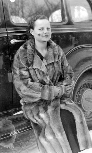 BBS - after auto accident - Christmas 1934-23