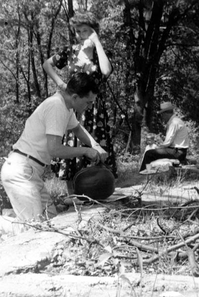 RCB, Signe & Bion - picnic at Duplain - 5-29-1949-37